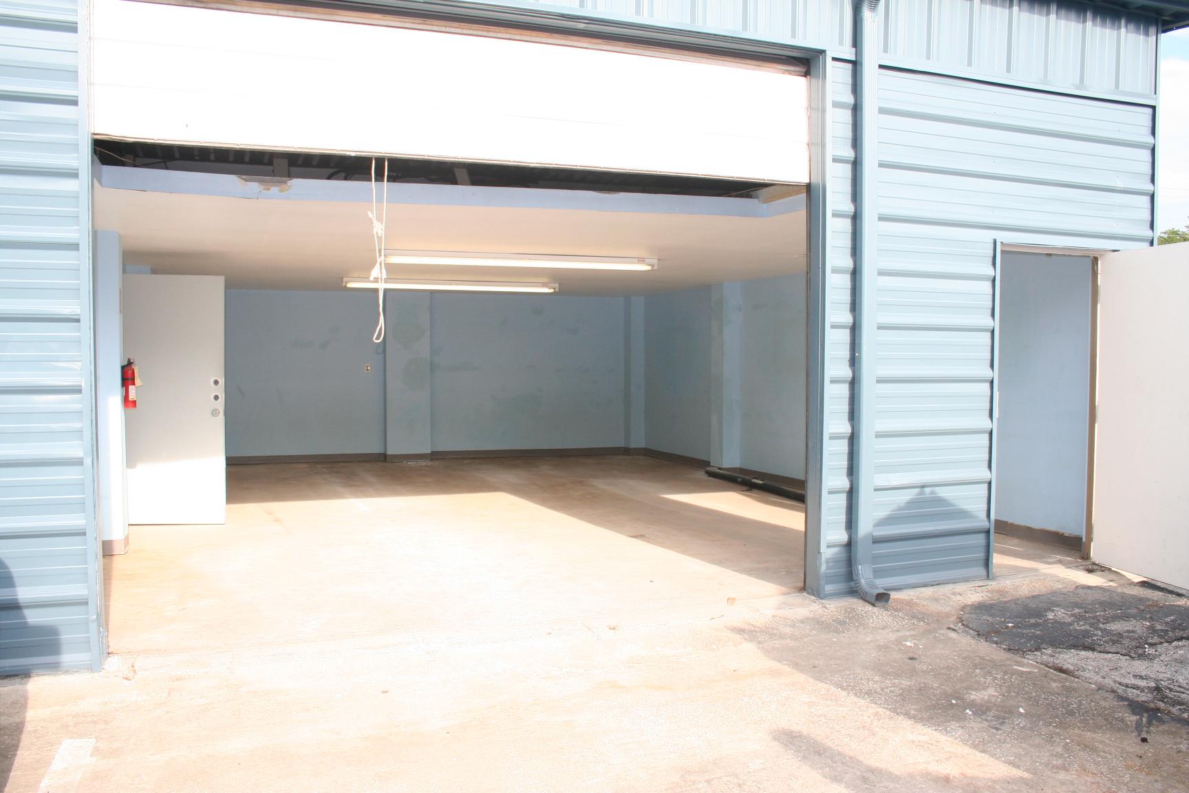 A small warehouse for rent