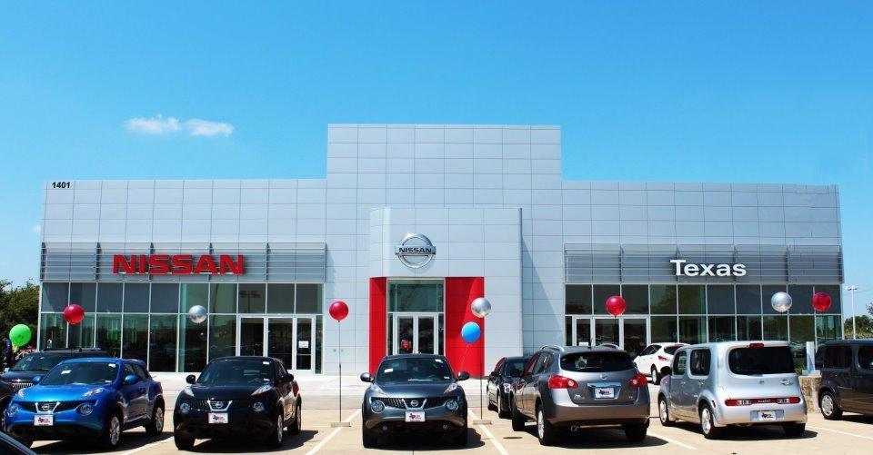 Texas Nissan of Grapevine