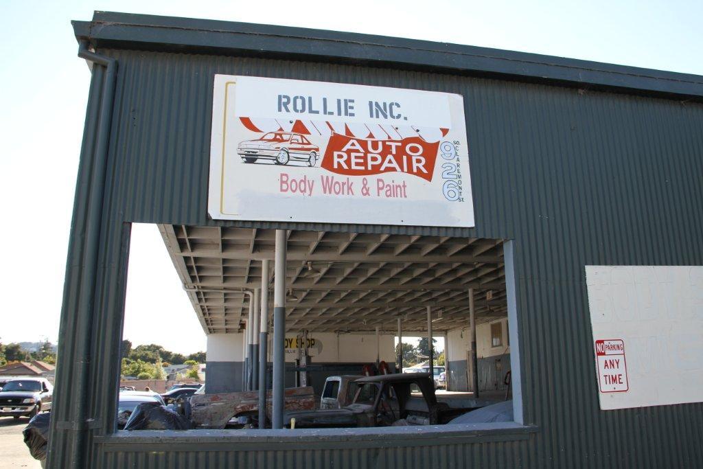 Rollie Auto Body & Towing