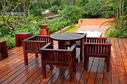 deck-staining