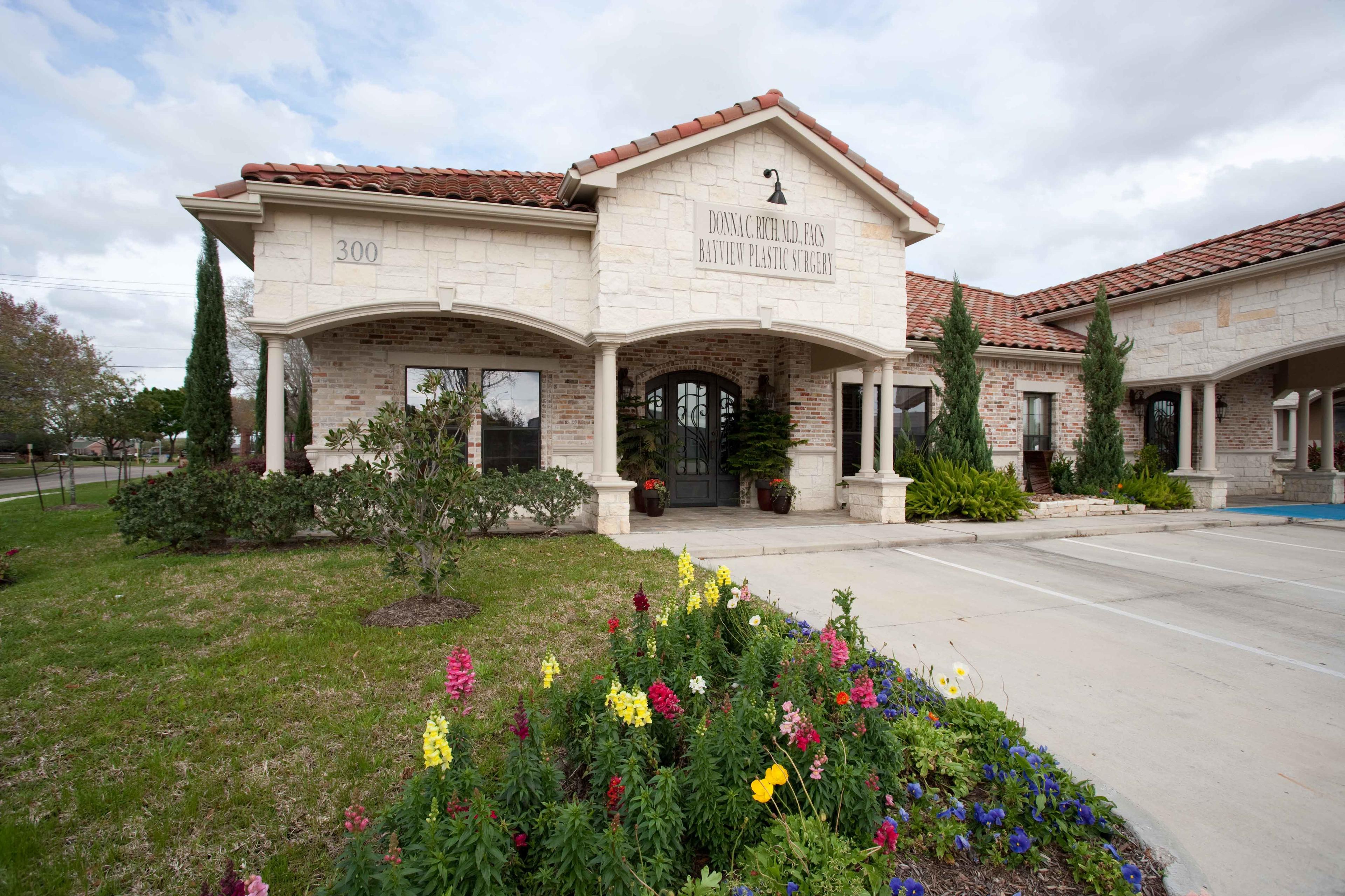 Our beautiful and luxurious location in the Clear Lake/Webster area of Houston, Texas.