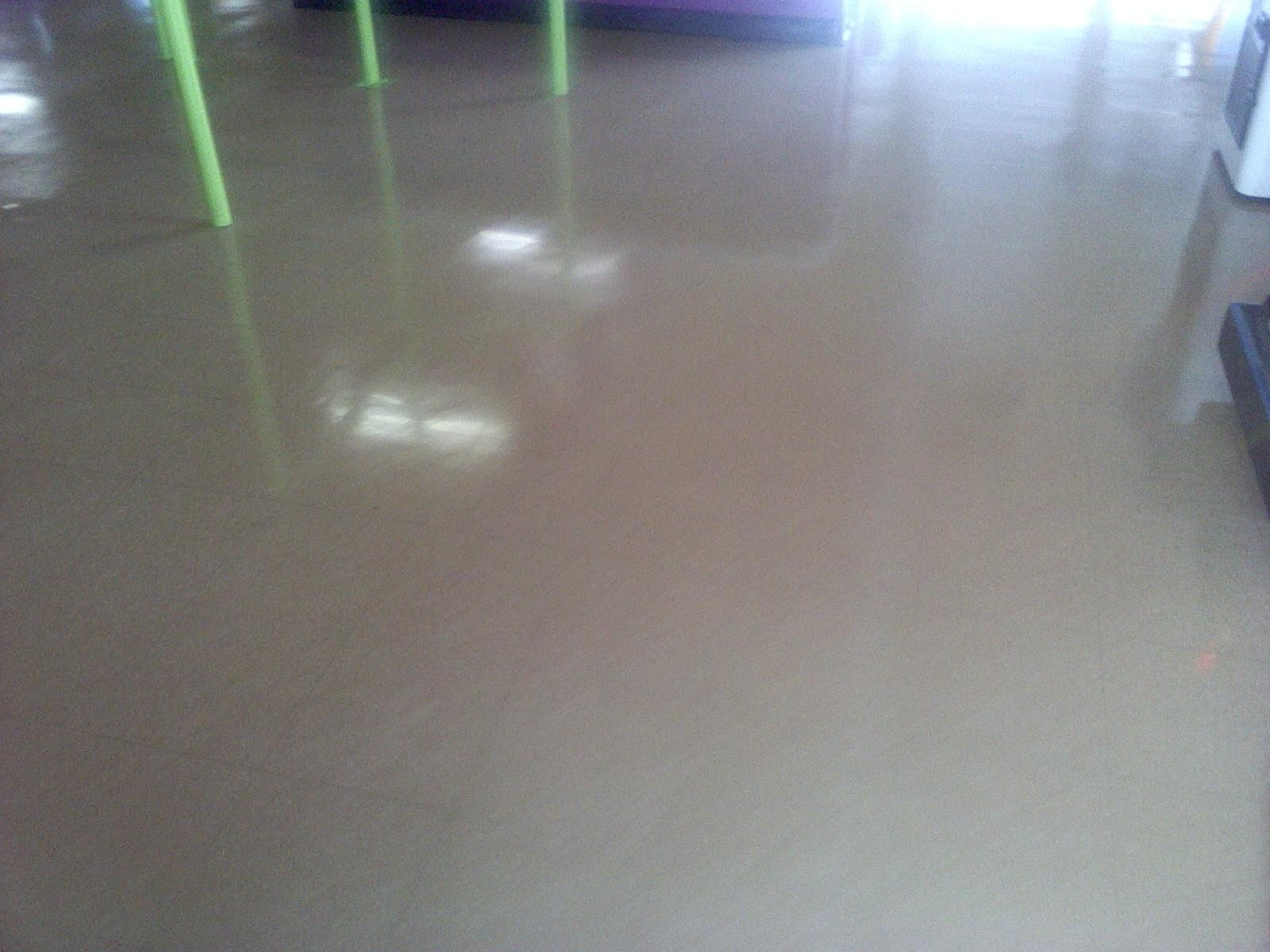 Las Vegas drive-in floor finished waxing