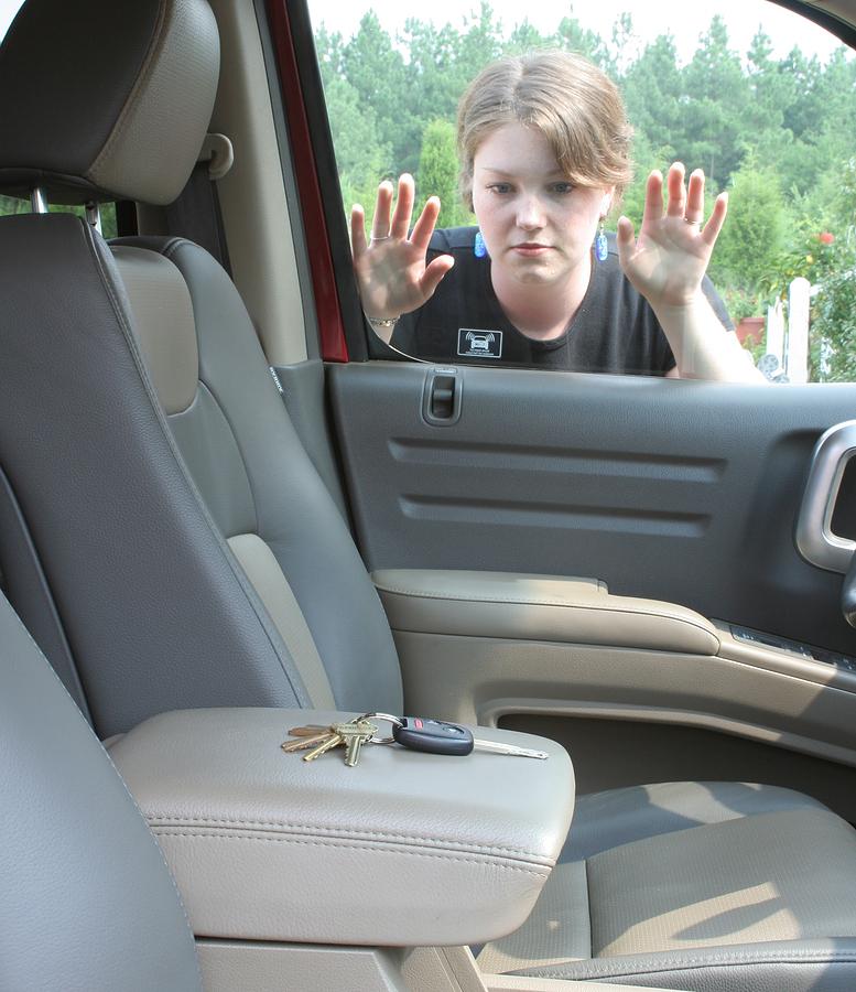 Auto Lockout Service Naperville, IL