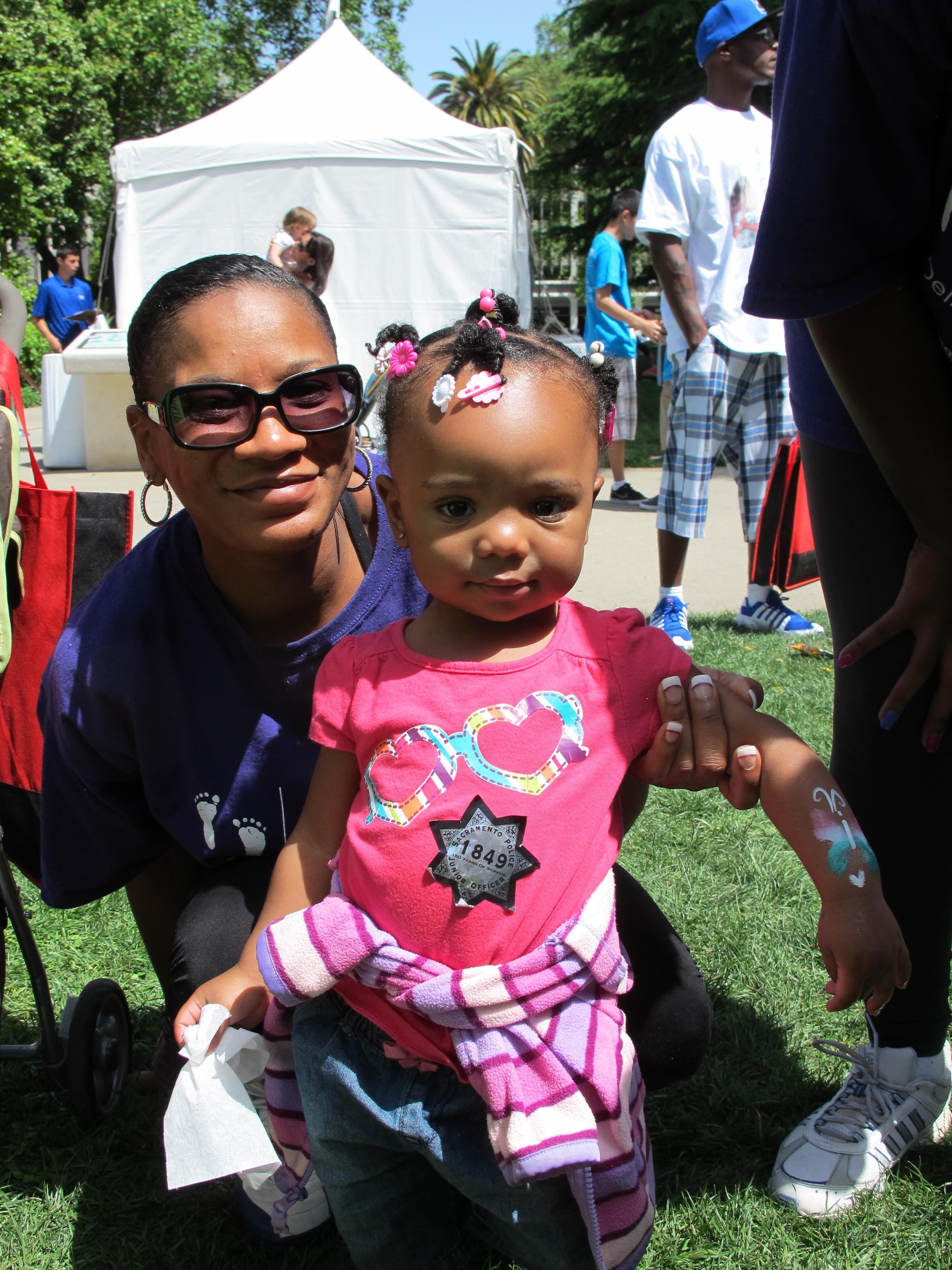 Happy Mom - Happyface Magic Face Painting, Sacramento