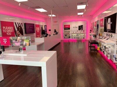 Metro by T-Mobile Authorized Retailer