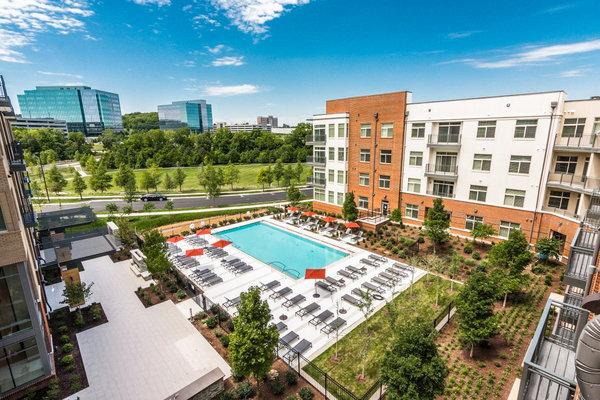 Harpeth Square Apartments