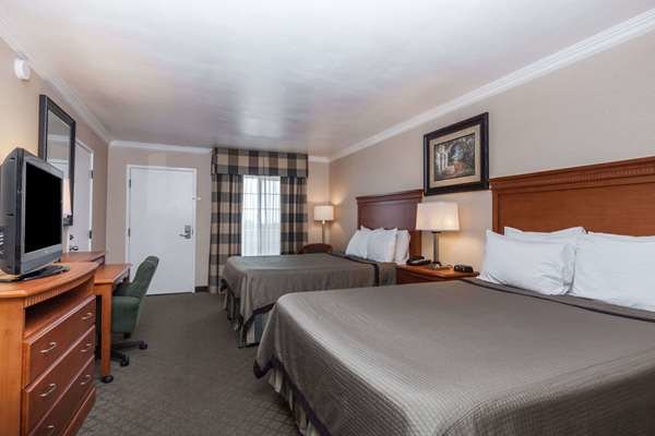 Travelodge By Wyndham Sylmar CA