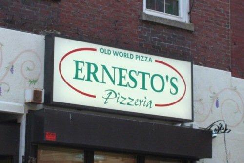 Ernesto's Pizza