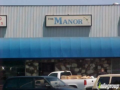 The Manor Lounge