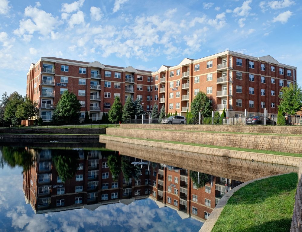 Two Itasca Place Apartments