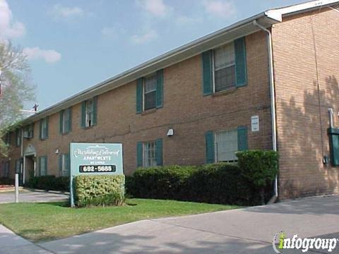 Northline Colonial Apartments