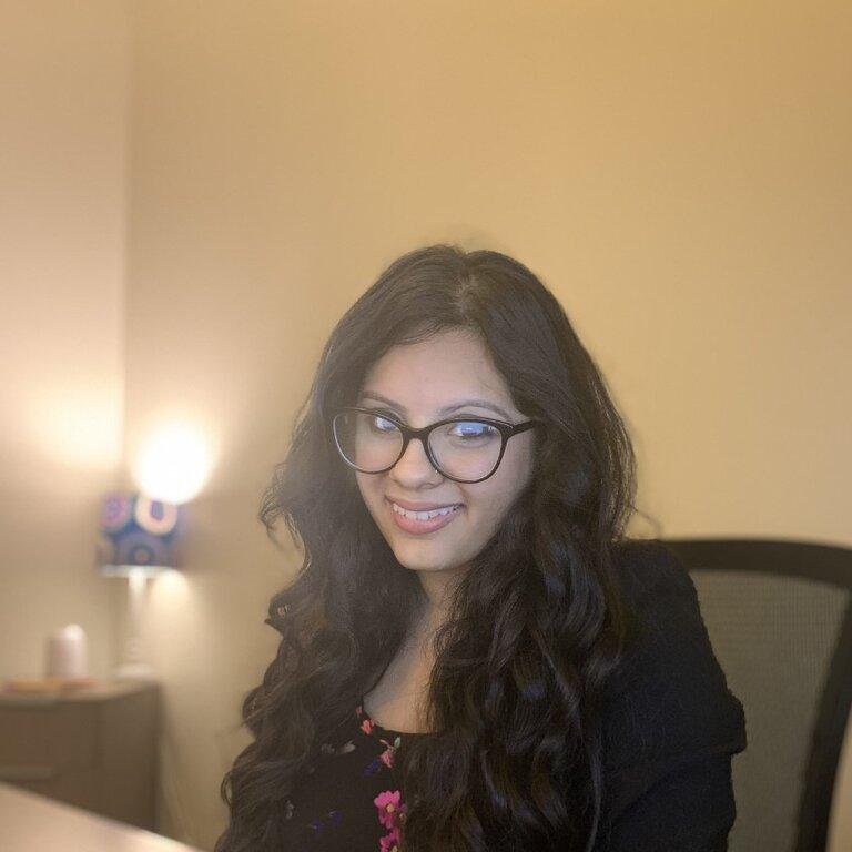 Erum Qureshi, Counselor