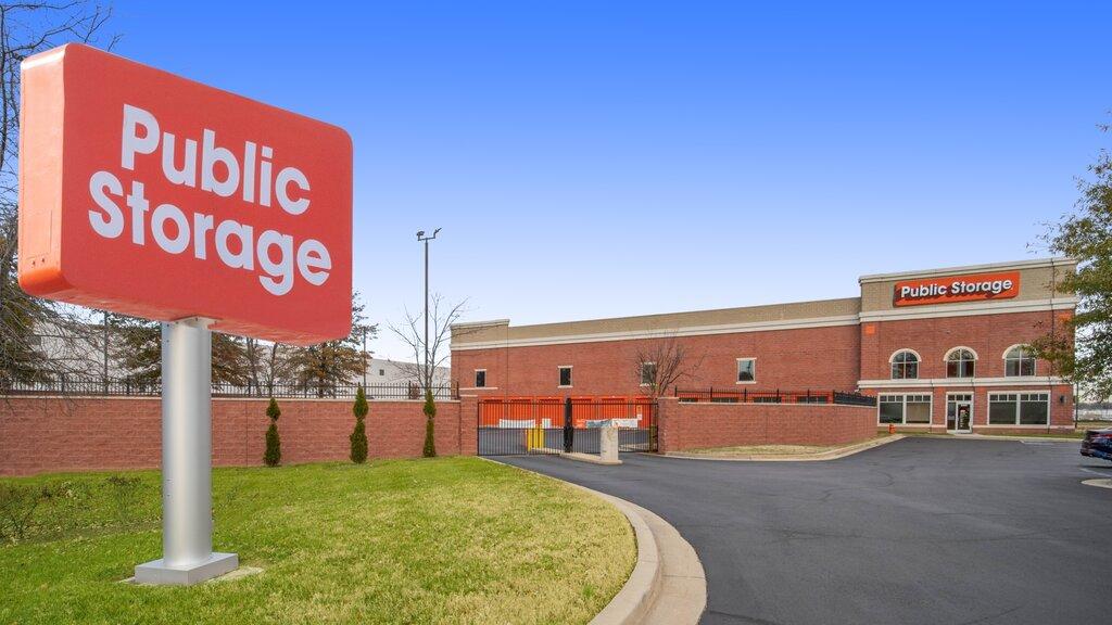 Public Storage