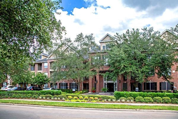 Plaza at Westchase Apartments