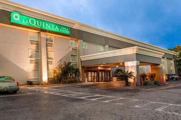 La Quinta Inn & Suites By Wyndham Jacksonville Mandarin