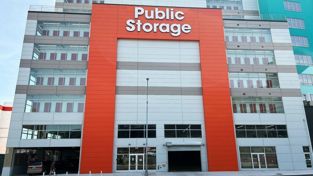 Public Storage