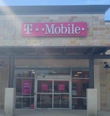 T-Mobile Authorized Retailer