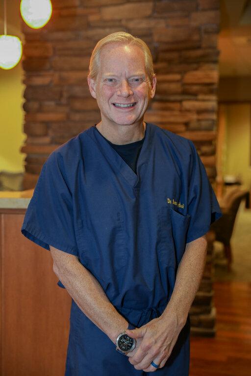 Dr. Scott Clayhold