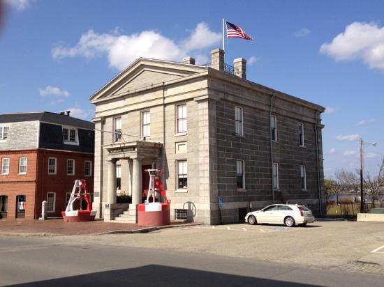 Custom House Maritime Museum