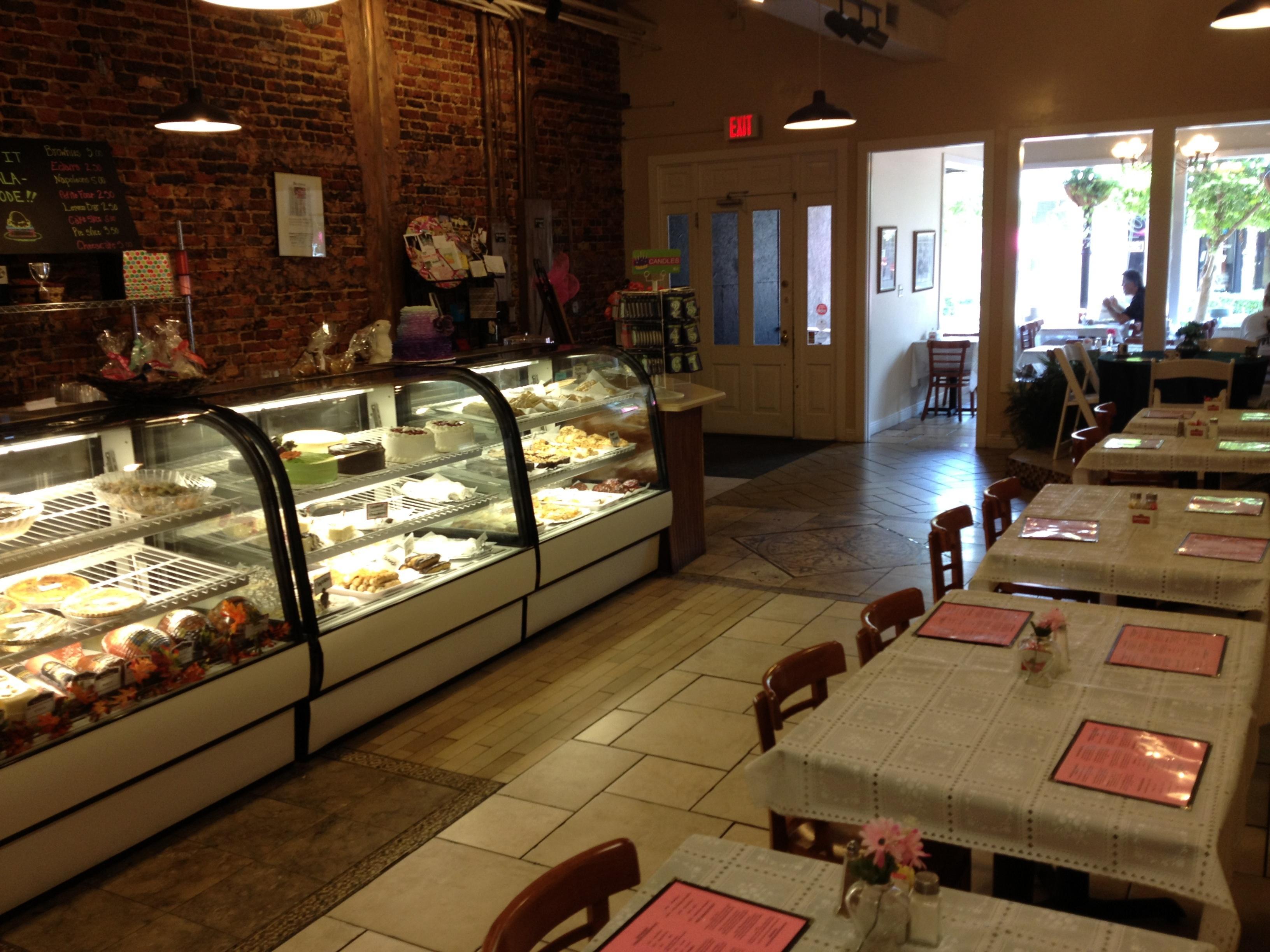 Adonnas Bakery and Cafe