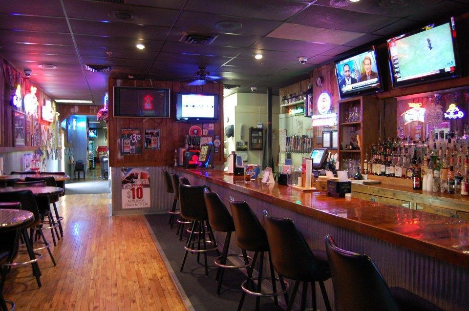 Chicken Coop Sports Bar & Grill