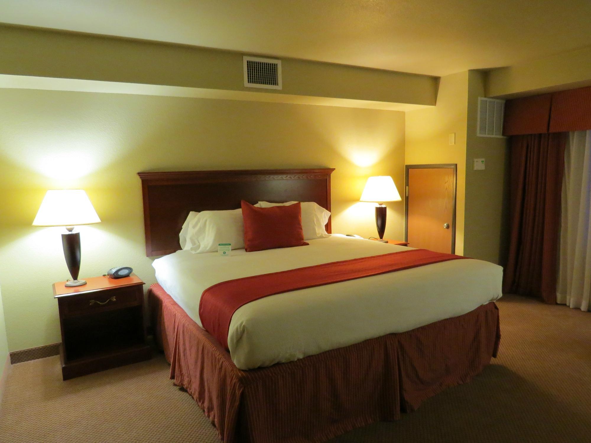 Best Western Plus Henderson Hotel