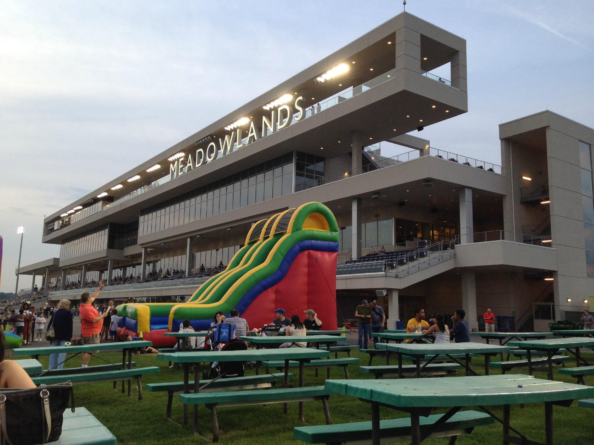 Meadowlands Racing & Entertainment