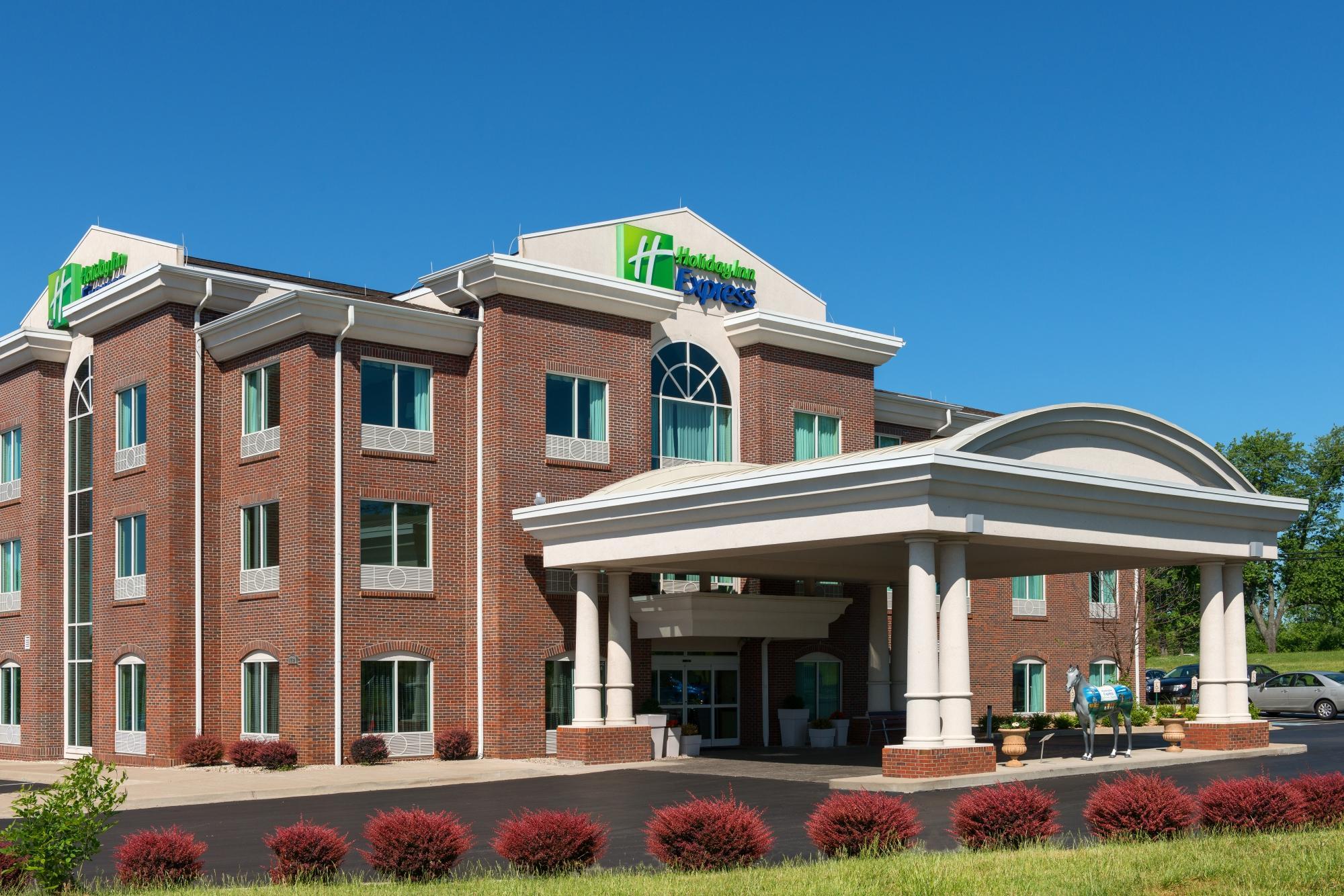 Holiday Inn Express & Suites Lexington Dtwn Area-Keeneland, an IHG Hotel