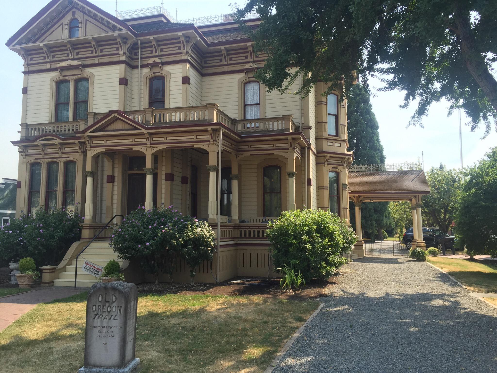 Puyallup Historical Society-Meeker Mansion