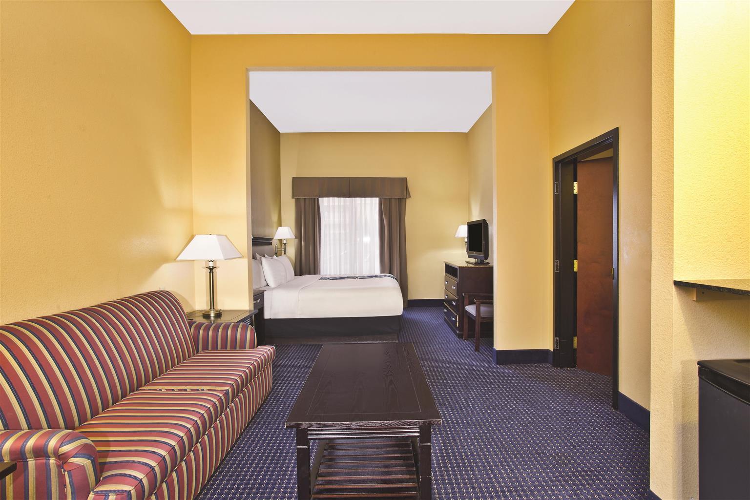 La Quinta Inn & Suites by Wyndham Mt. Laurel - Philadelphia