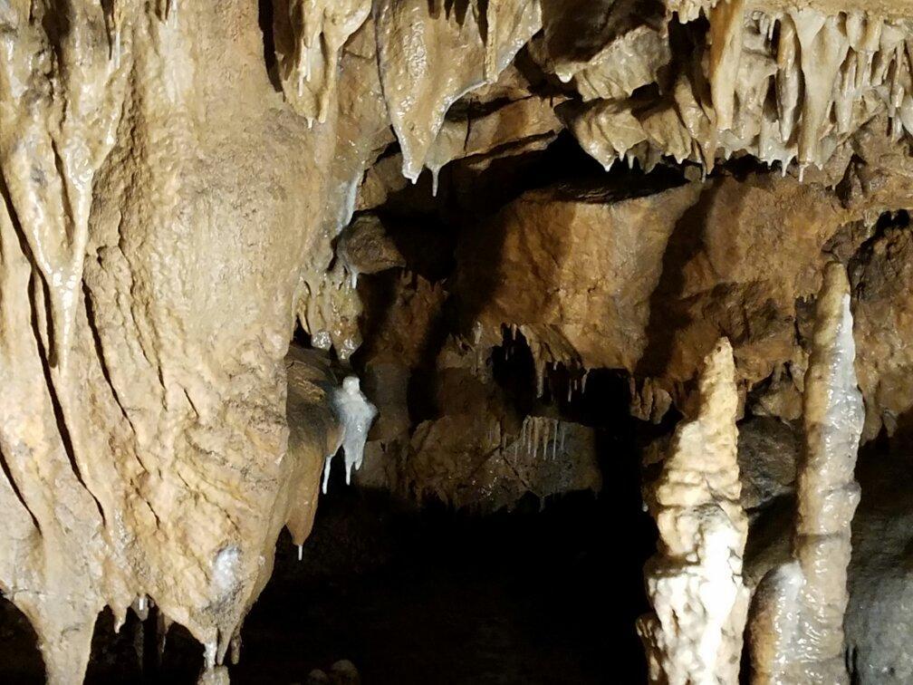 Marengo Cave