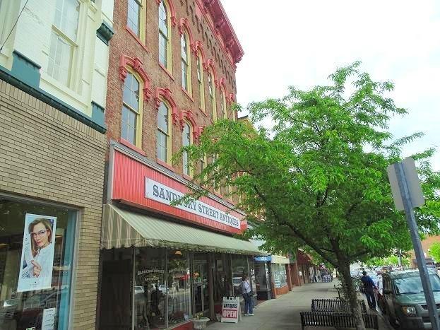 Sandusky Street Antiques