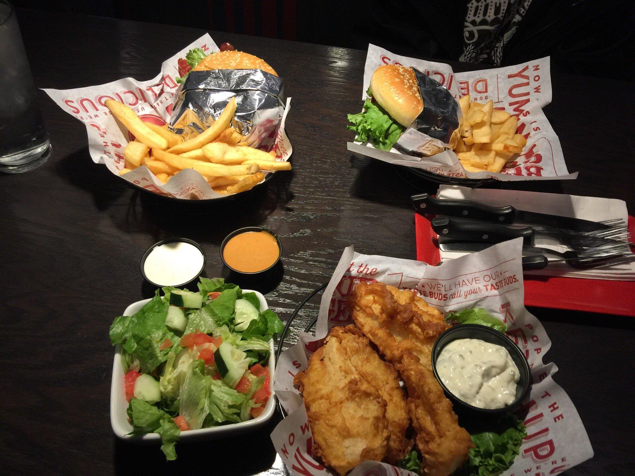 Red Robin Gourmet Burgers and Brews