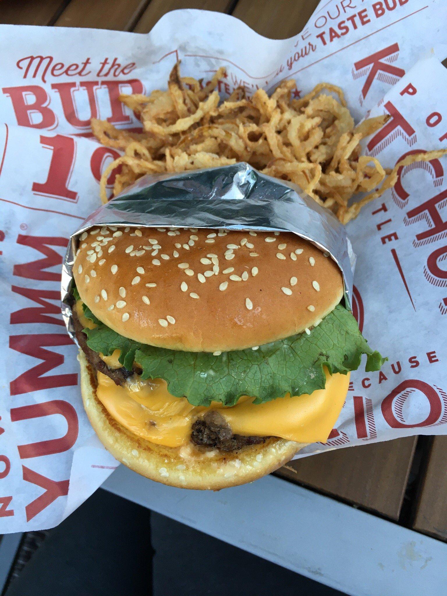 Red Robin Gourmet Burgers