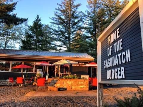 Silver Falls Country Store