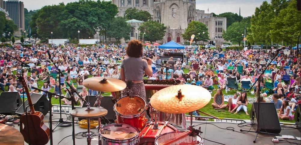 Schenley Plaza