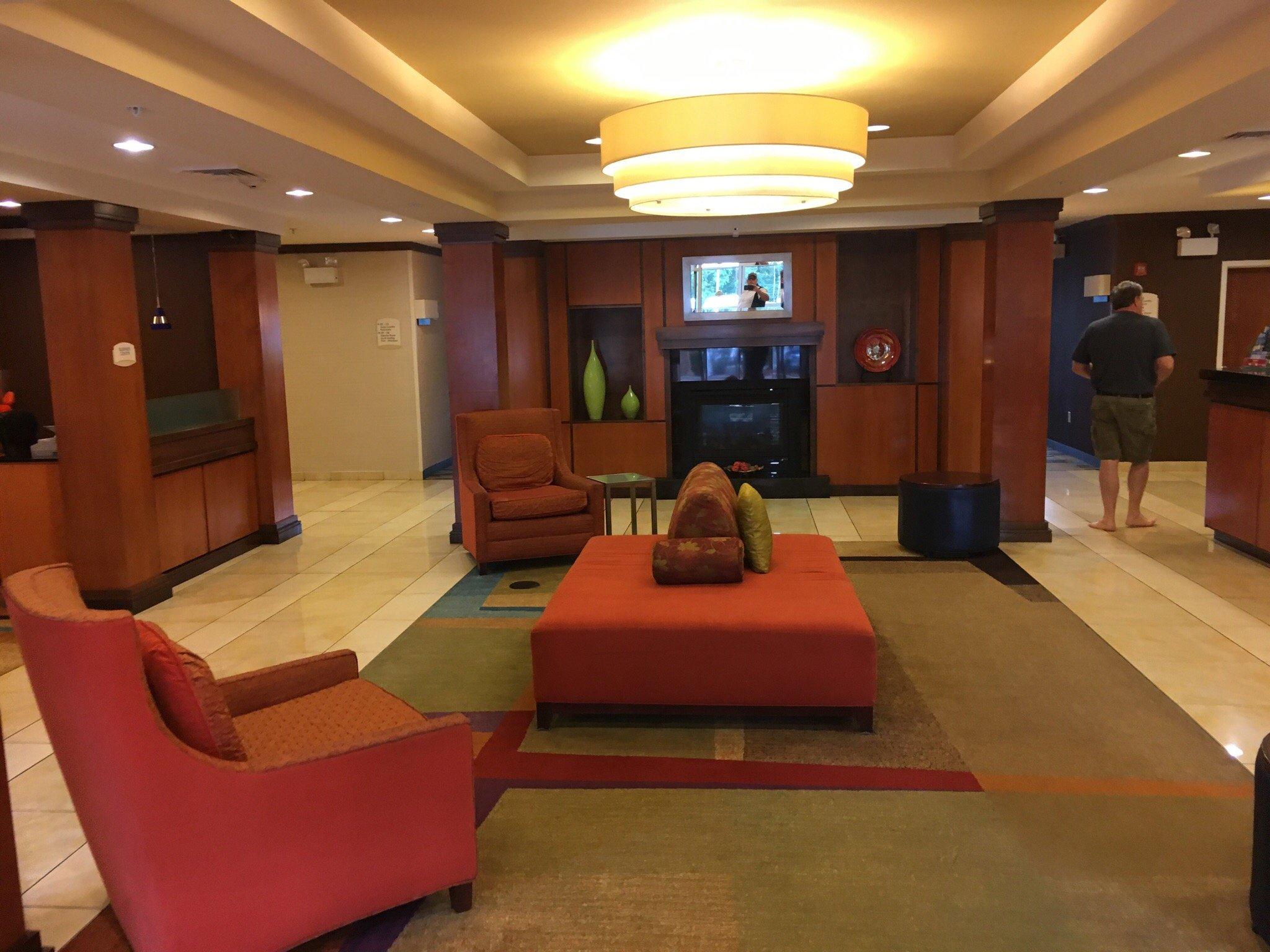 Fairfield Inn & Suites Columbia