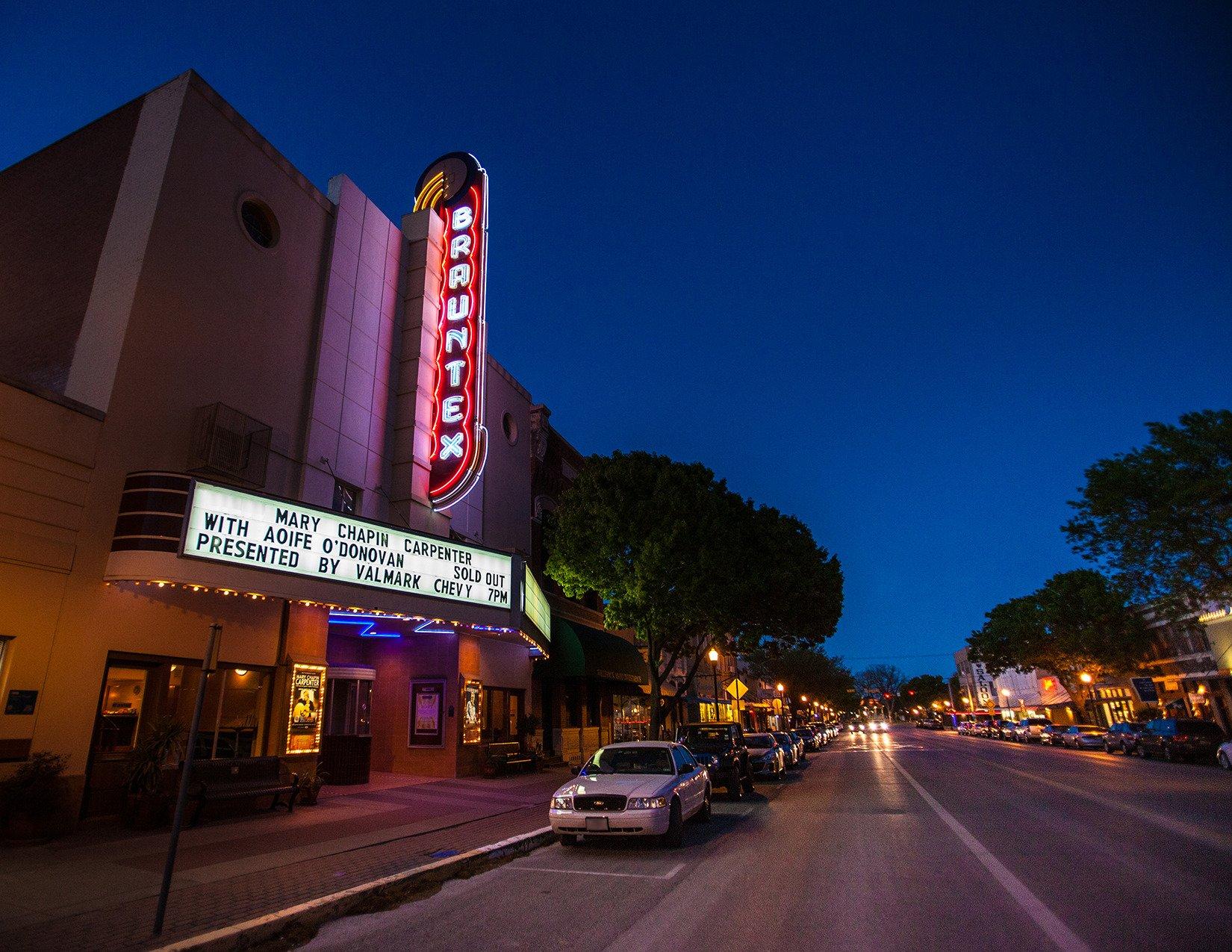 Brauntex Performing Arts Theatre Association