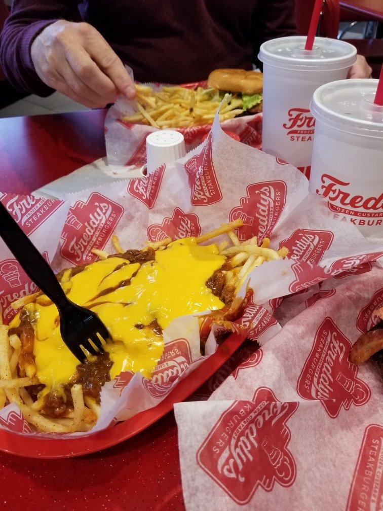 Freddy's Frozen Custard & Steakburgers