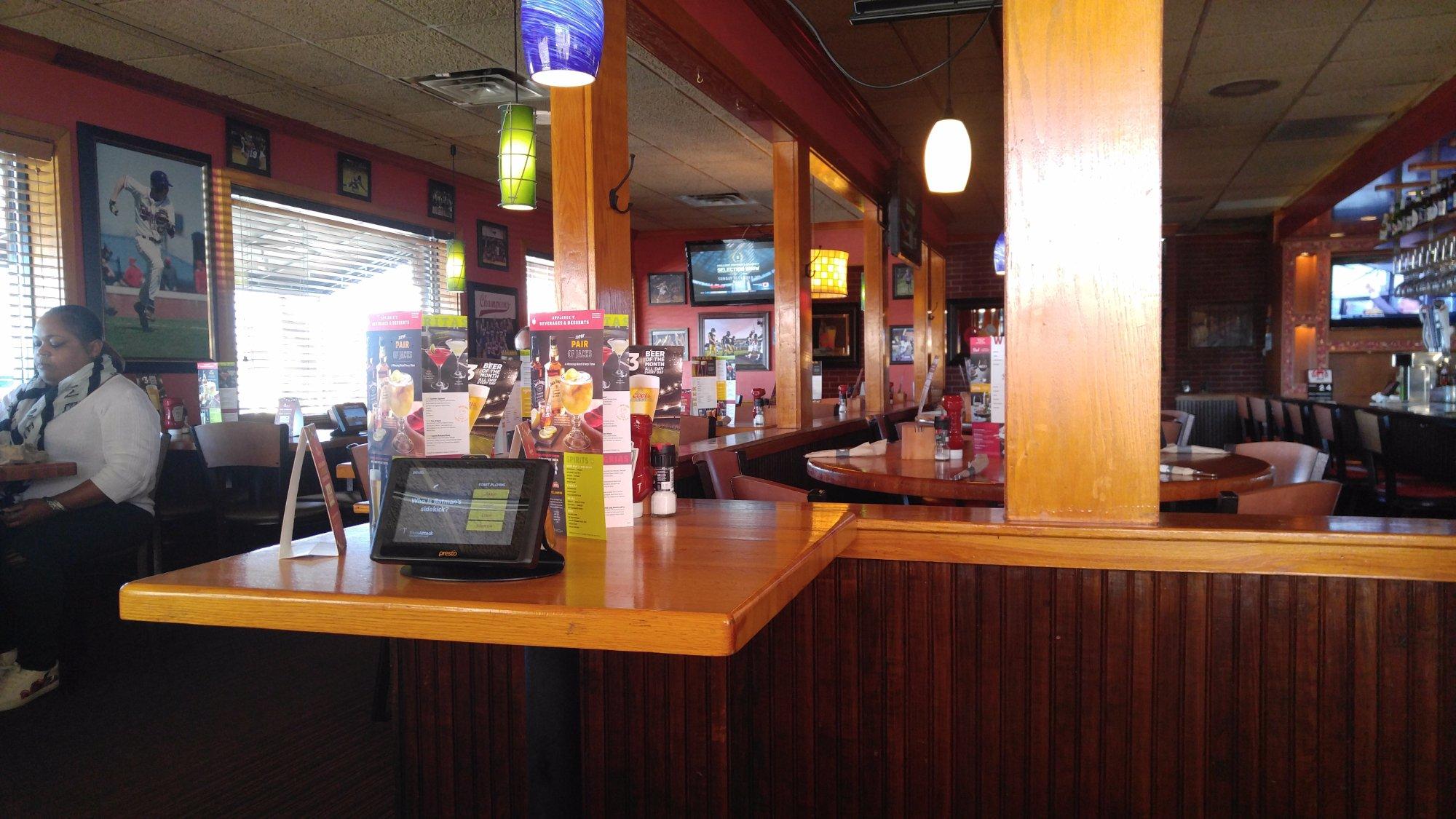 Applebee's Grill + Bar