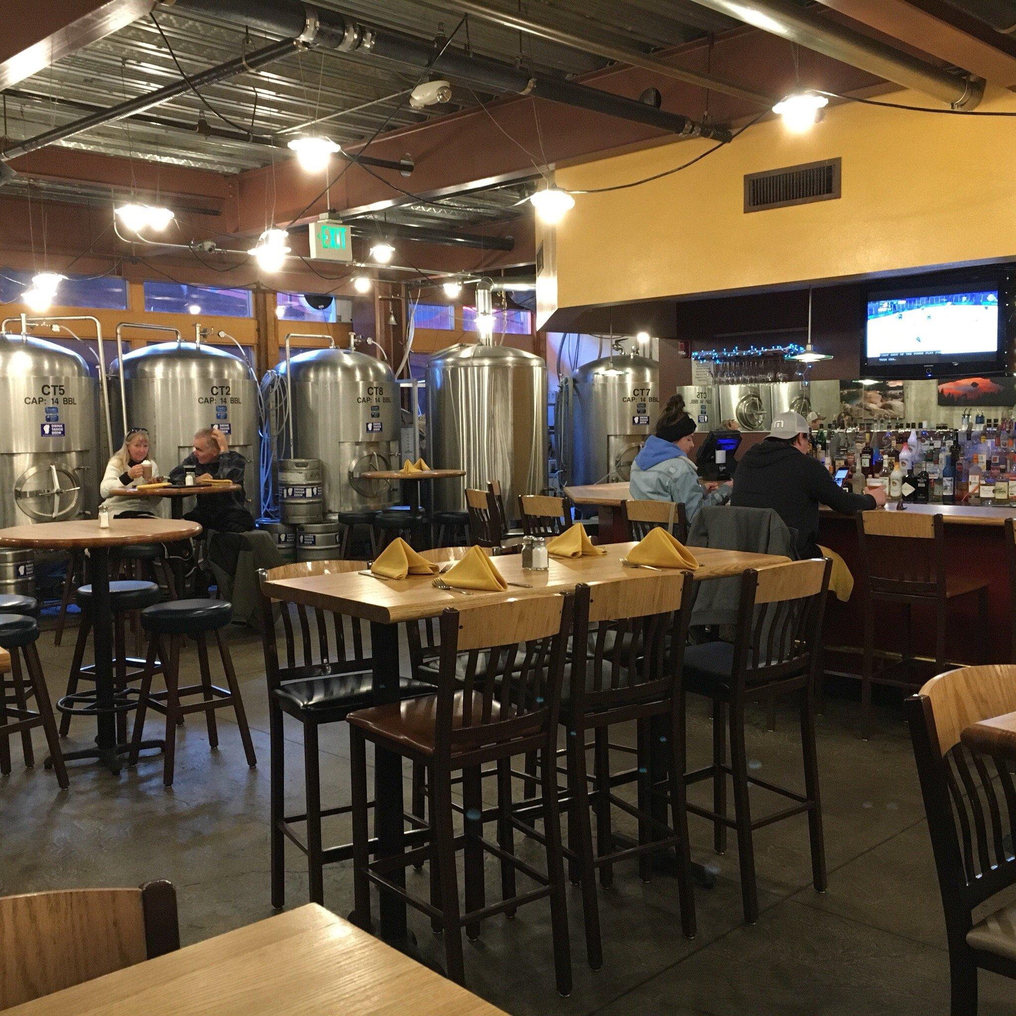 Stateline Brewery and Restaurant