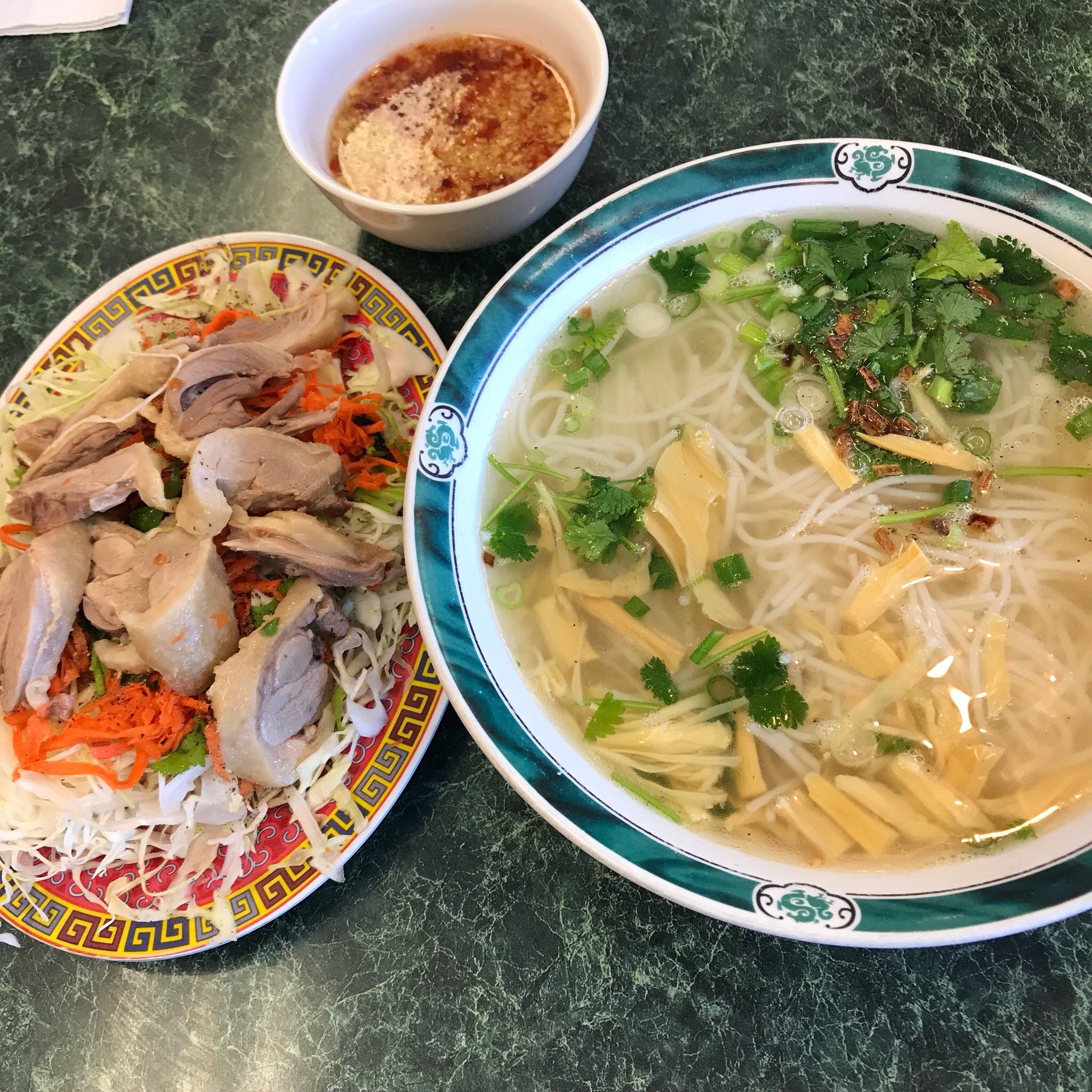 Pho Hung Traditional