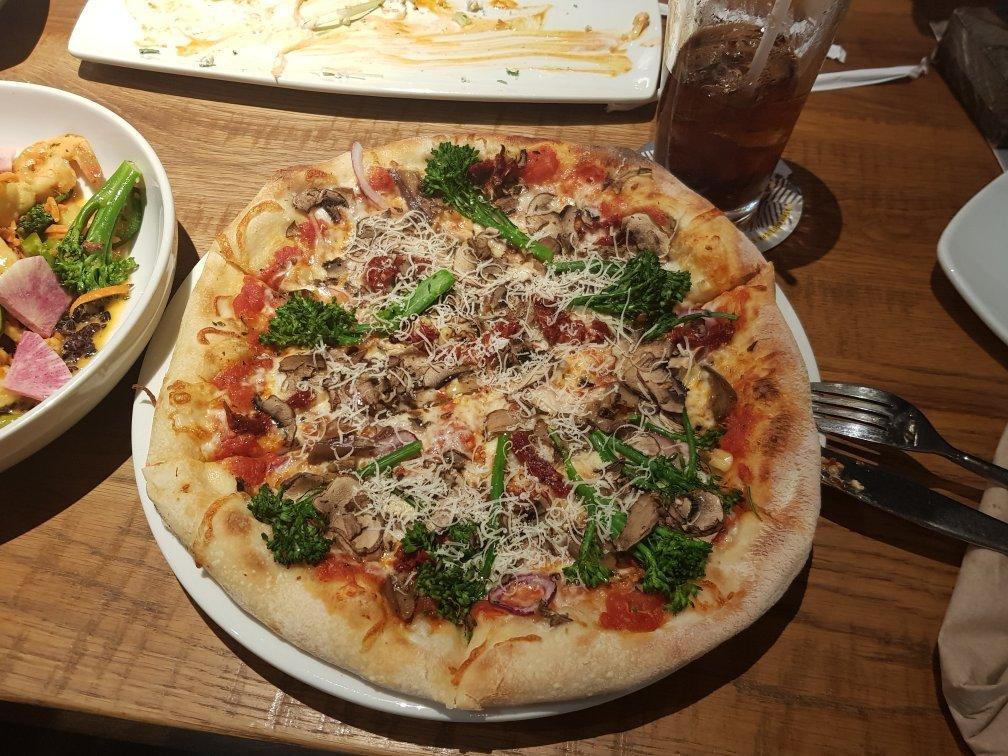 California Pizza Kitchen