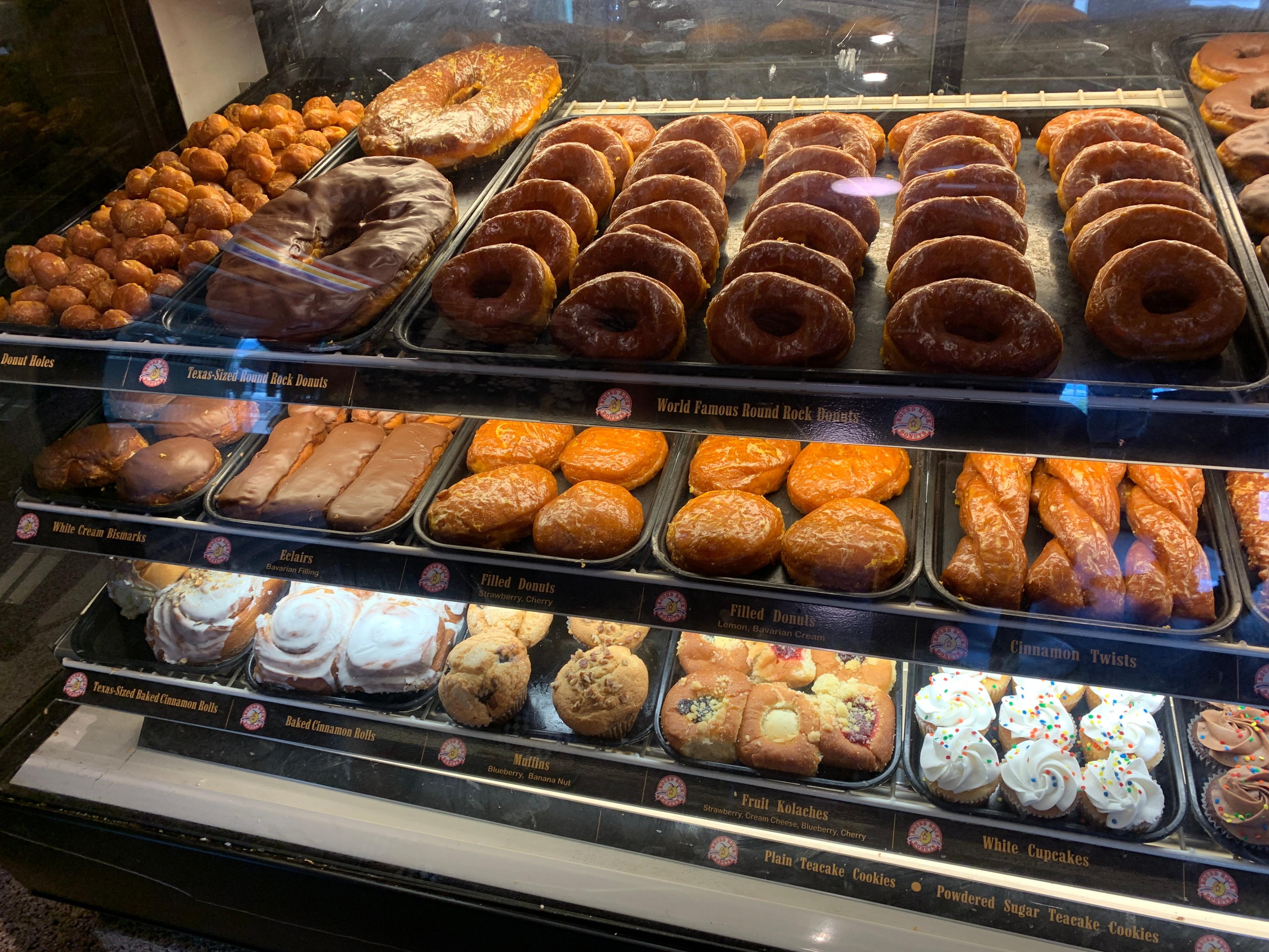 Lone Star Bakery - Round Rock Donuts