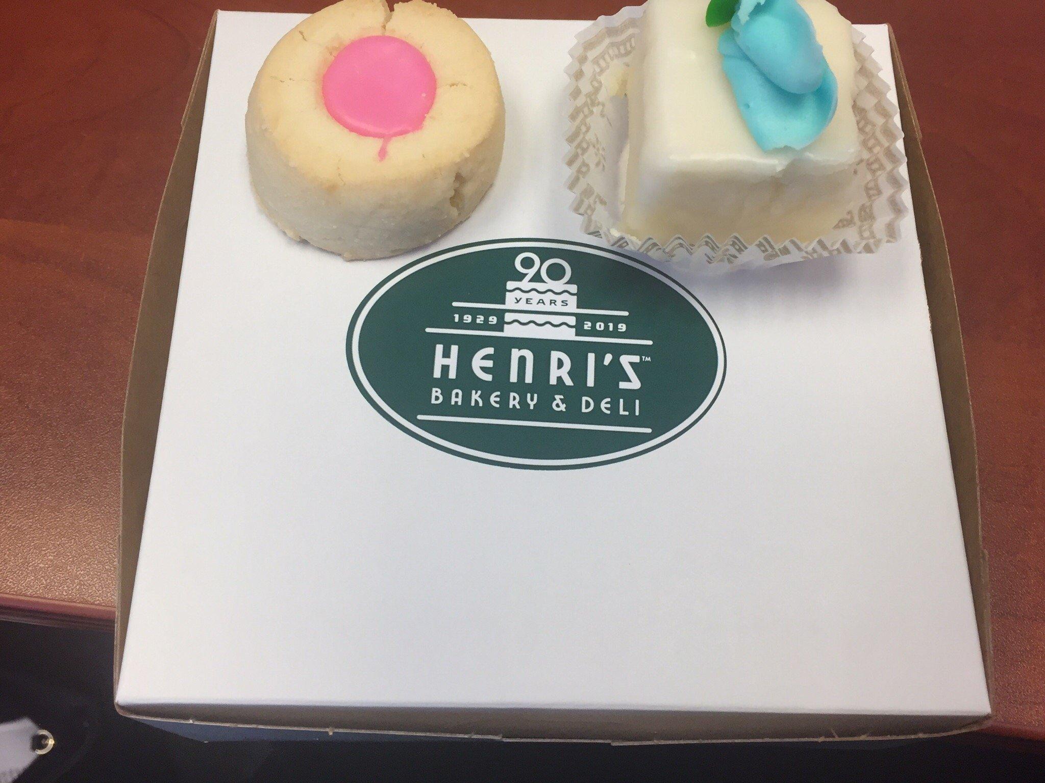 Henri's Bakery & Deli