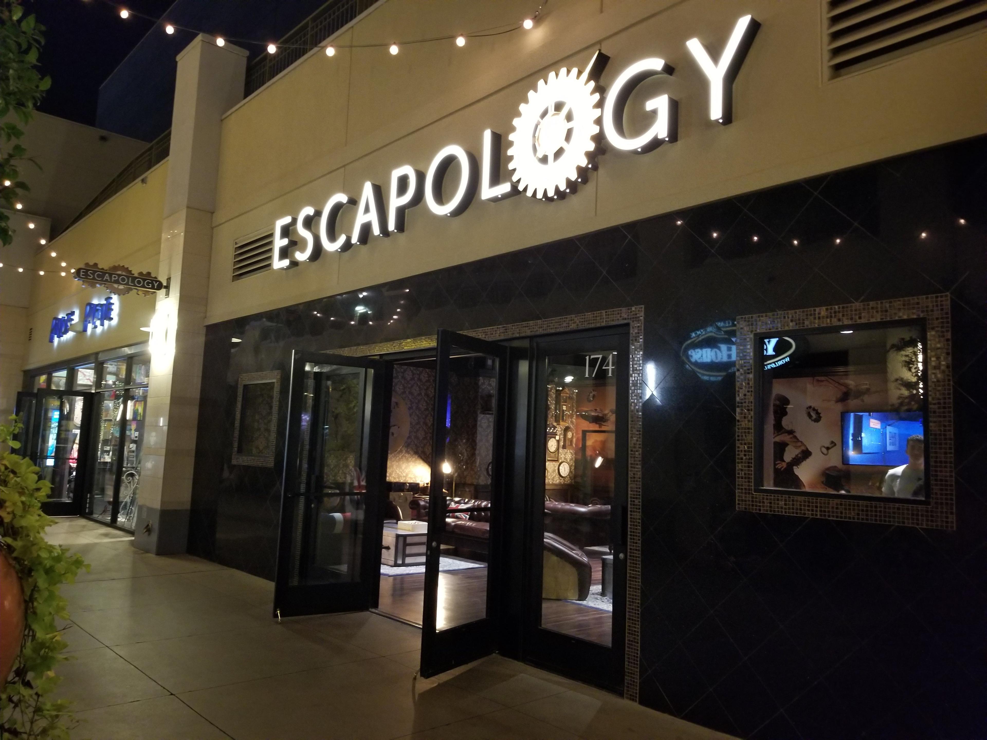 Escapology Las Vegas Town Square