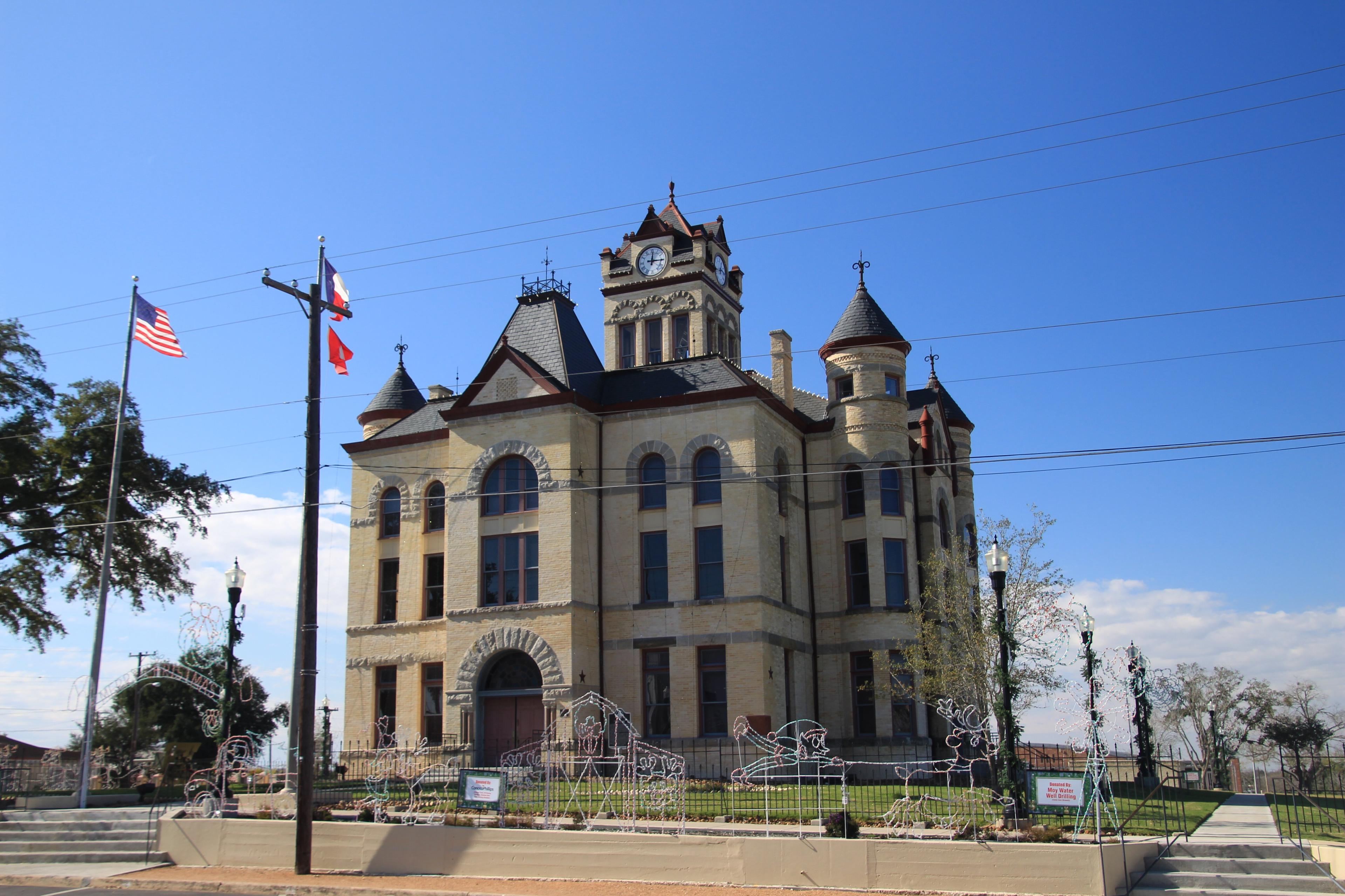 Karnes County Courthouse