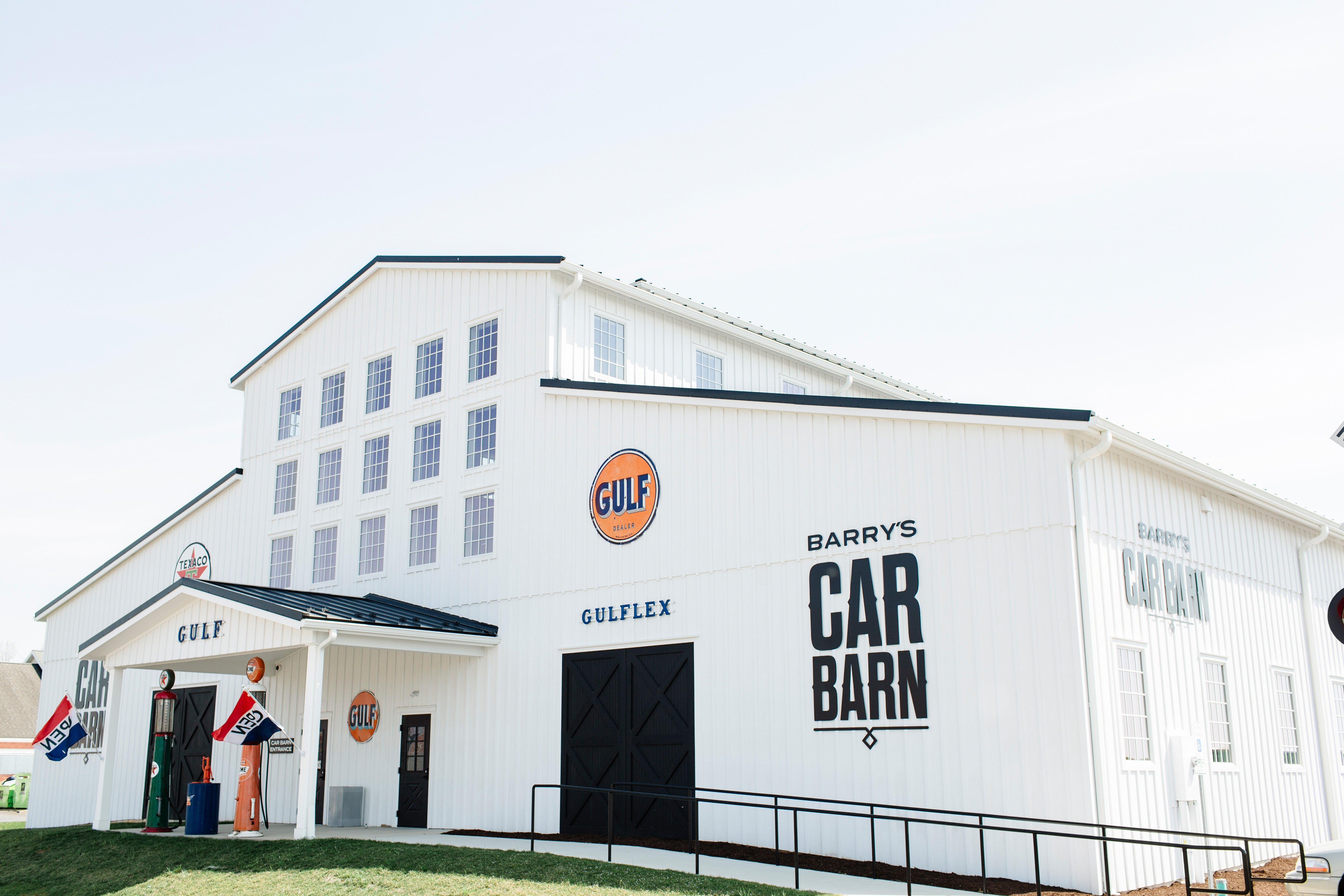 Barry's Car Barn