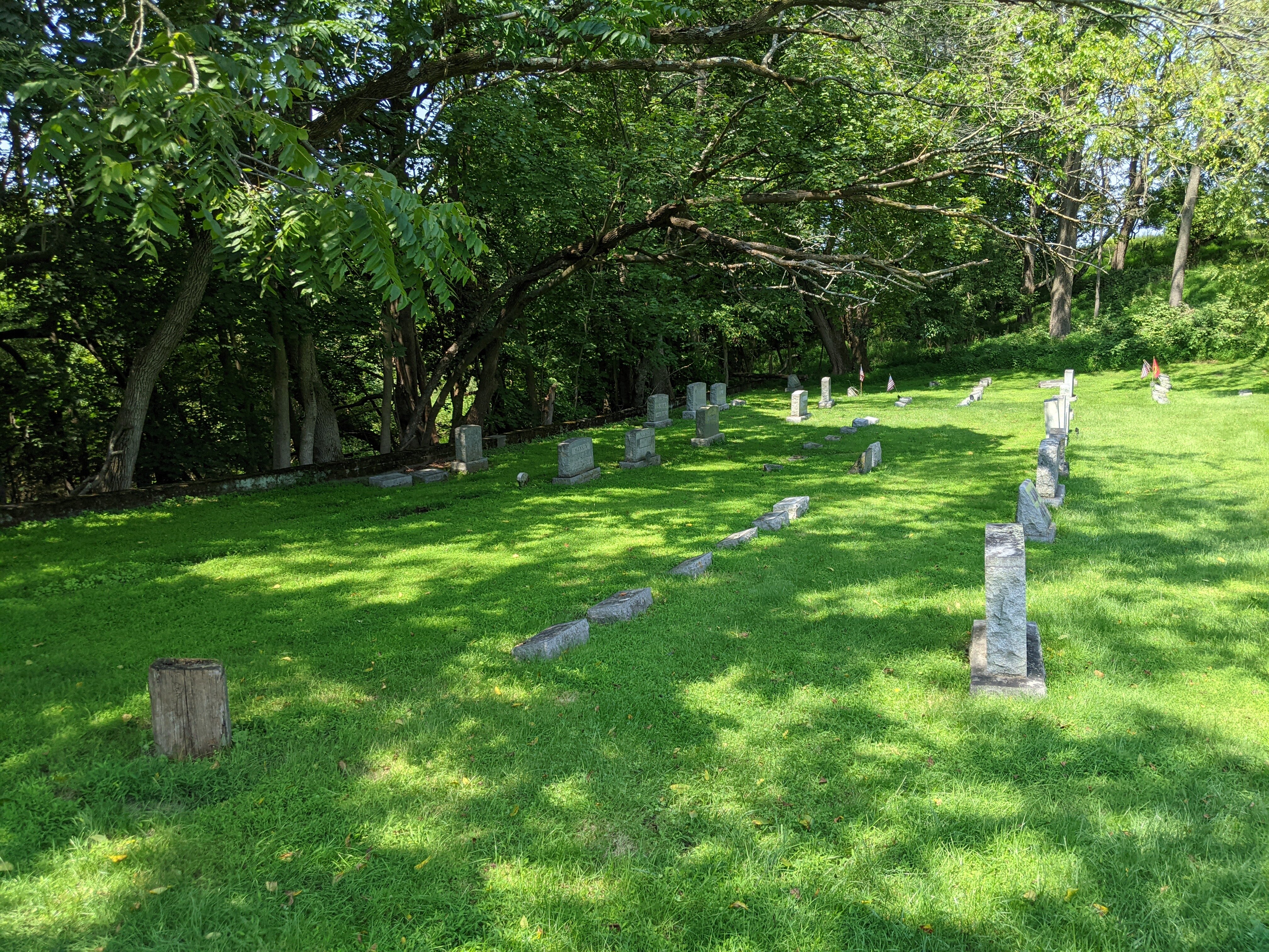 Riverside Cemetery