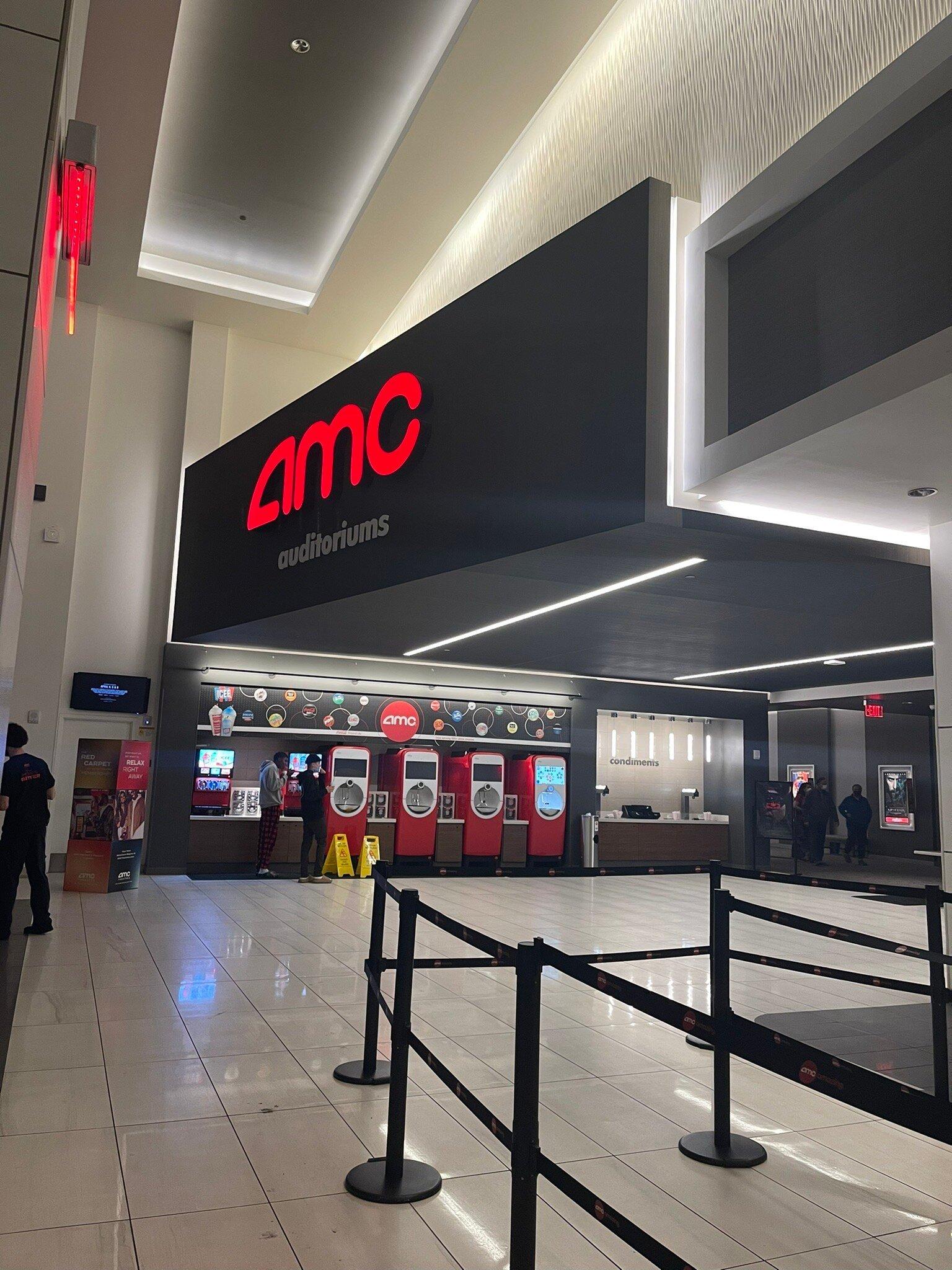 AMC DINE-IN Sunnyvale 12